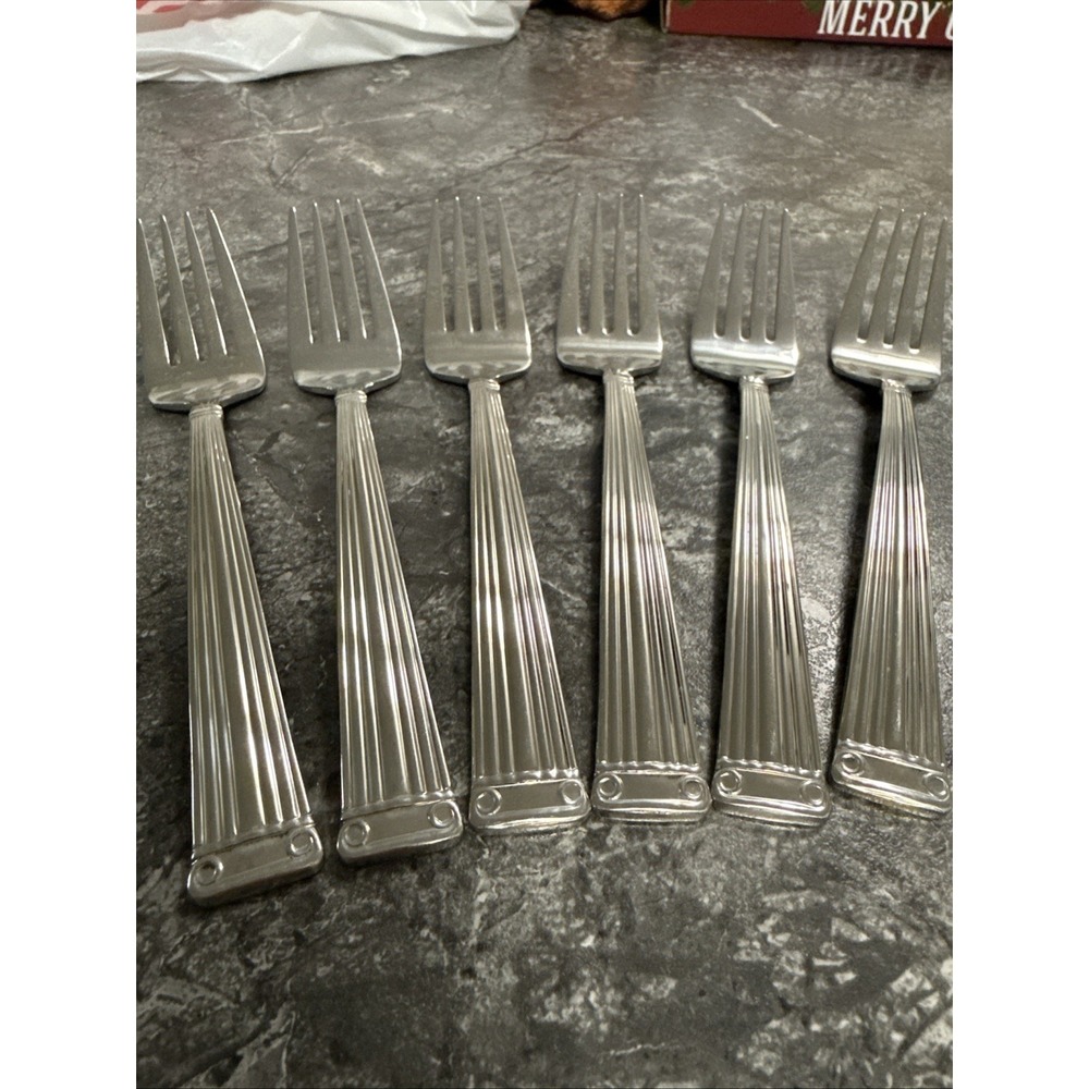 Reed & Barton Set Of 6 FLUTED SCROLL Forks 18/10 Stainless Steel 7in